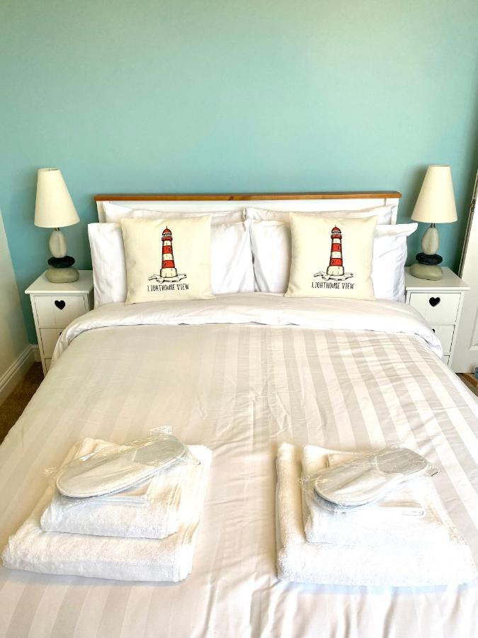 Lighthouse View, One Min From Harbour & Beach Scarborough Exterior foto